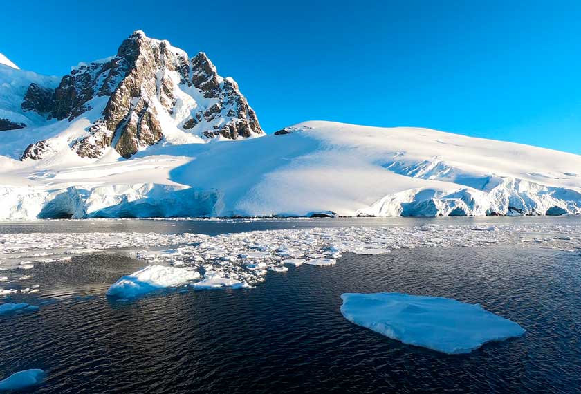 Antártida Clásica e Islas Shetland del Sur en el M/V Ushuaia
