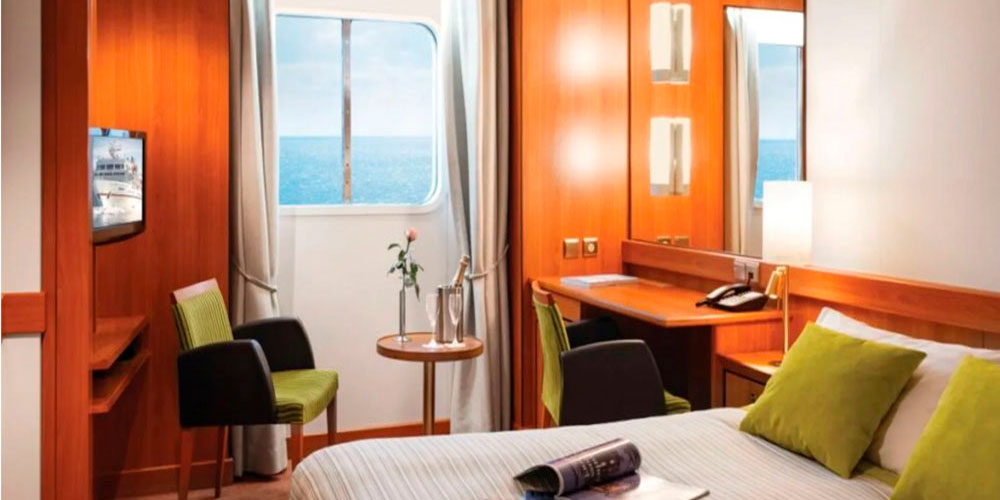 Cabina Window - Deck 4 & 5